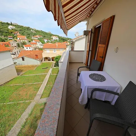 בית הארחה Knez - Relaxing Near The Sea On