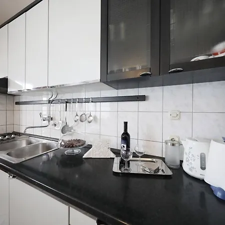 Affittacamere Knez - Relaxing Near The Sea On 3*