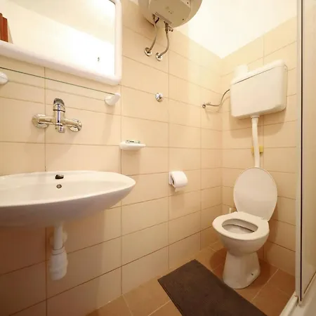 Knez - Relaxing Near The Sea On Gasthof 3*