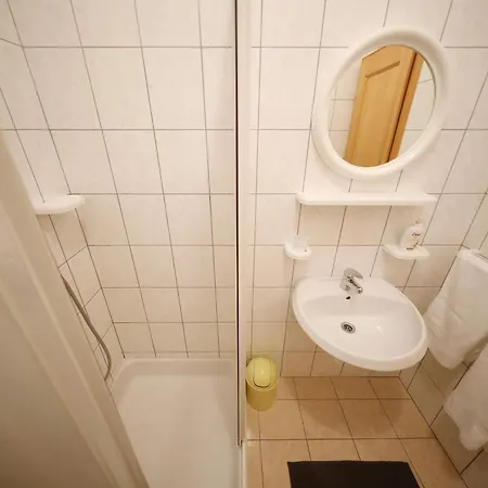 Knez - Relaxing Near The Sea On Gasthof